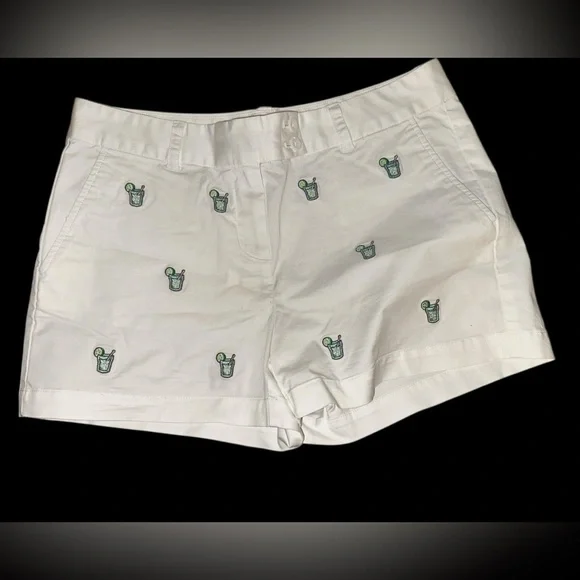 *NWT* Vineyard Vines White Shorts with Green Margarita Embroidery Sz. 8 - Picture 1 of 4